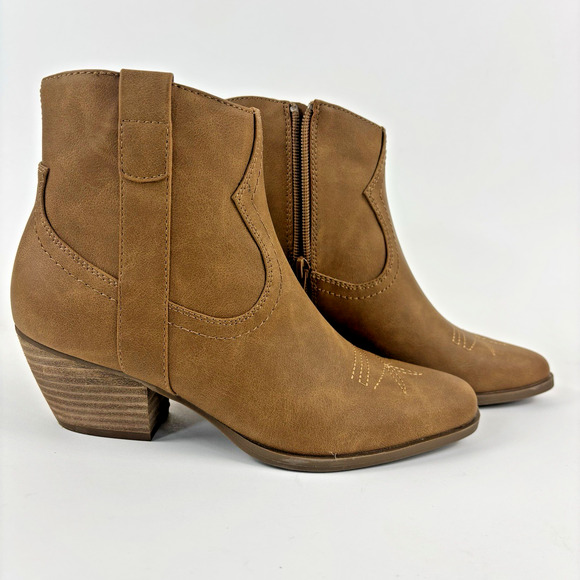 DV by Dolce Vita Pueblo Ankle Booties Size 6 Women - Picture 1 of 15
